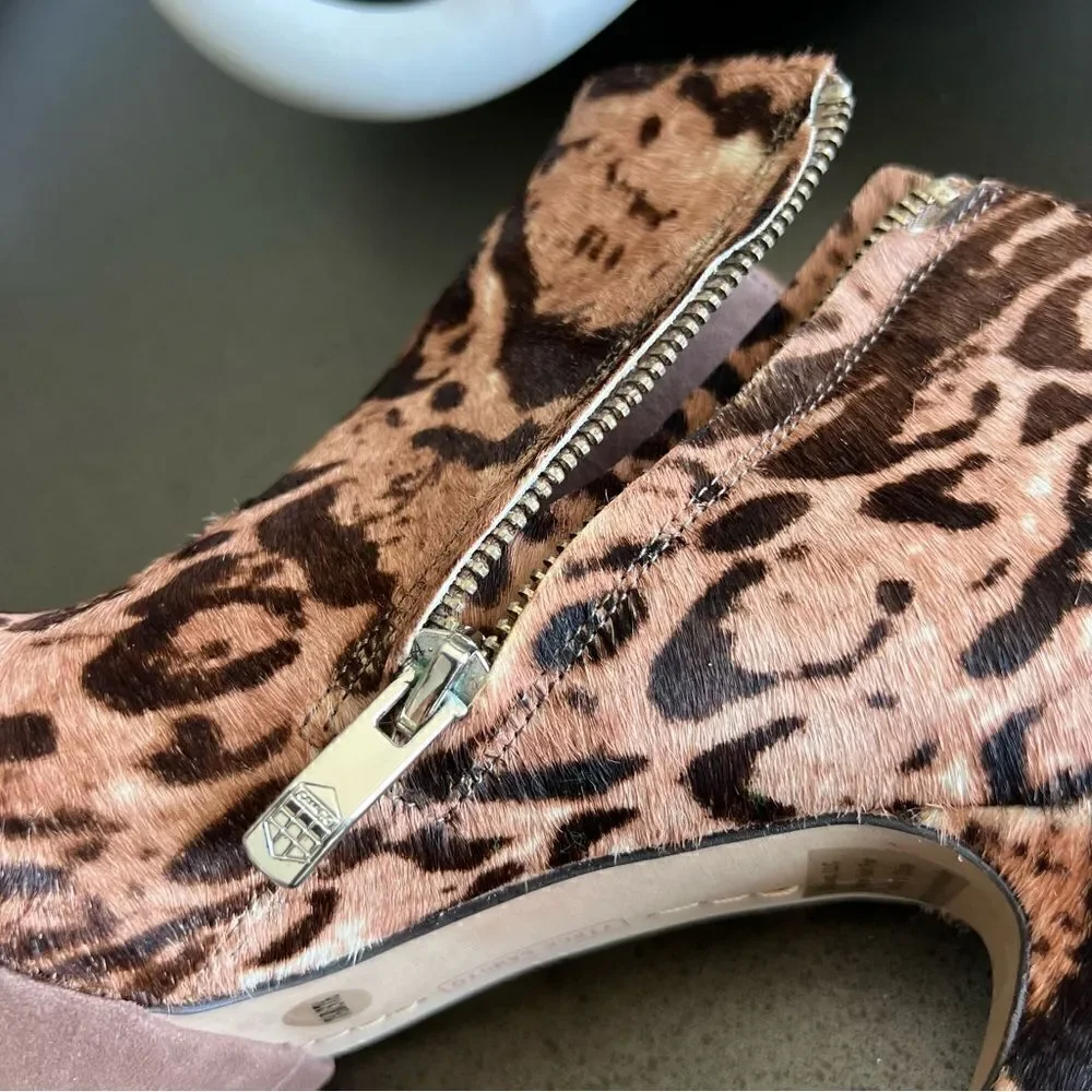 VINCE CAMUTO Ankle Boots Cow Hair Fur In Brownish Color Platform Heel Size 7.5B